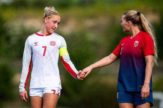 Sanne Troelsgaard of Denmark and Lisa-Marie Karlseng Utland