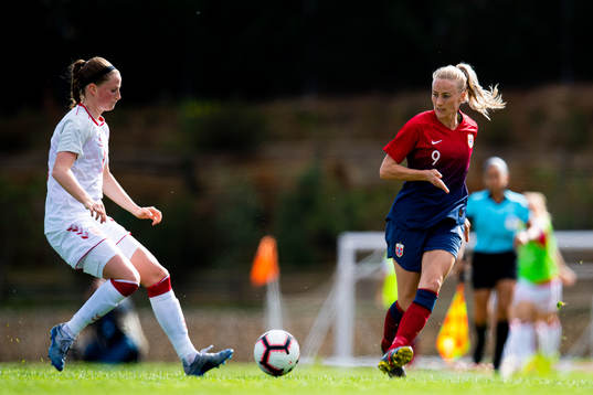 Nicoline Sørensen of Denmark and Anja Sønstevold of Norway