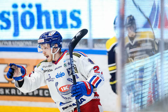 Oskarshamns Henrik Nilsson jublar