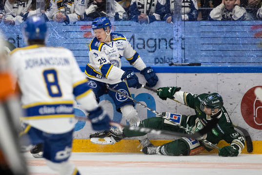 Leksands Emil Heineman och Färjestads Jonathon Blum
