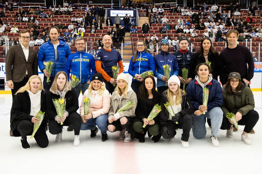 Leksands Kommun hyllar SM guldvinnare i pausen