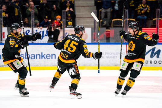 Skellefteås Oscar Möller, Petter Granberg och Arvid
