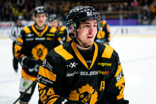 Skellefteås Andreas Wingerli jublar