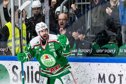 Rögles Taylor Matson jublar