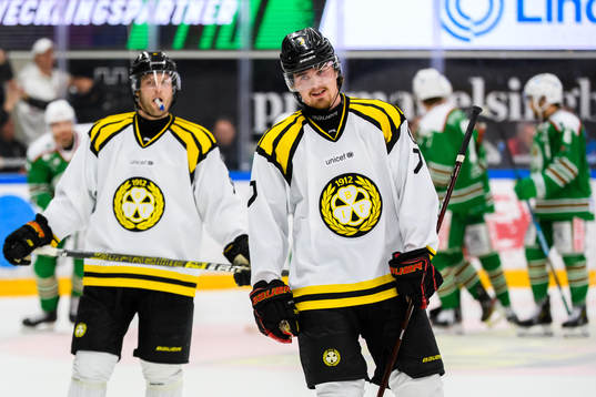 Brynäs Marcus Björk deppar