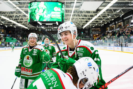 Rögles Melker Eriksson jublar