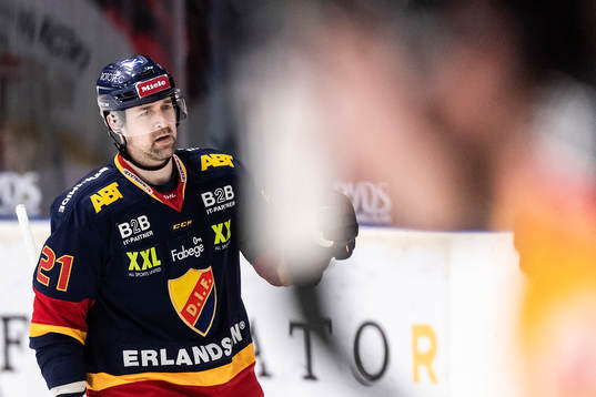Djurgårdens Patrik Berglund jublar