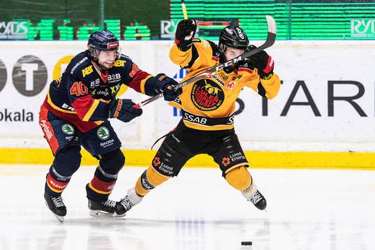 Djurgårdens Jacob Josefson och Luleås Jack Connolly