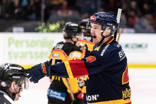 Djurgårdens Marcus Högström reagerar