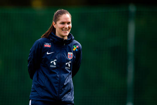 Randi Himle, kit manager of Norway, at a training session