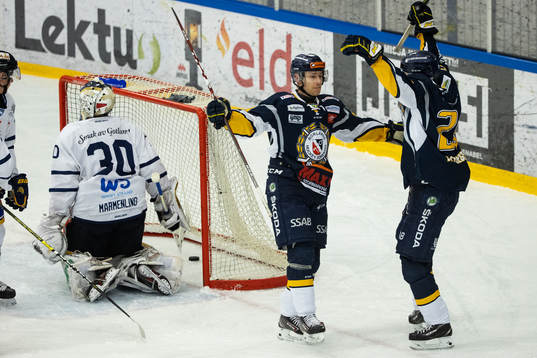 Borlänges Viktor Bemström och Matej Galbavy jubel