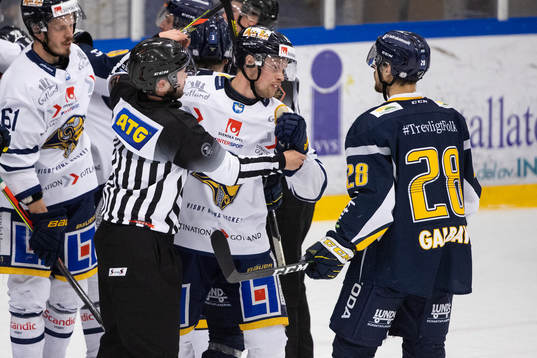 Visby/Romas William Erenrot och Borlänges Matej Galbavy