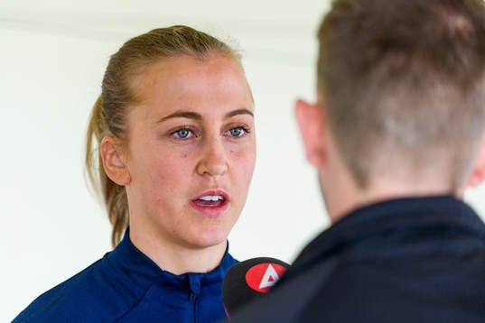 Julia Karlernäs is interviewed by the media