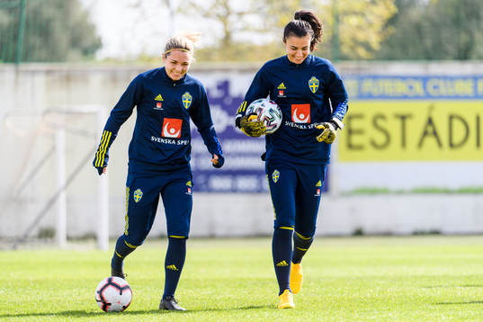 Goalkeeper Jennifer Falk and goalkeeper Zecira Musovic