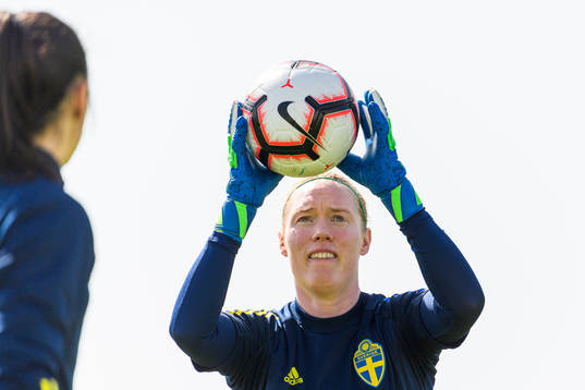 Goalkeeper Hedvig Lindahl