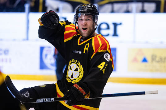 Brynäs Greg Scott jublar