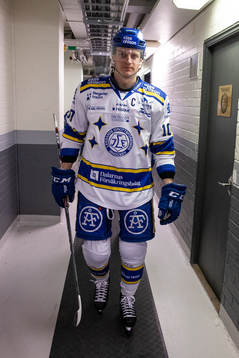 Leksands Martin Karlsson innan ishockeymatchen i SHL mellan