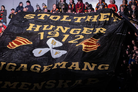 Brynäs tifo innan ishockeymatchen i SHL mellan Brynäs och