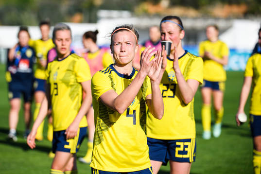 Bläddra bland fler bilder av Football, Algarve Cup 2020, Day 4, Sweden - Denmark
