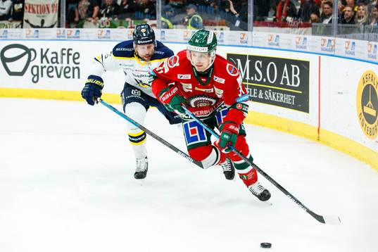 s Christoffer Persson och Frölundas Nicklas Lasu