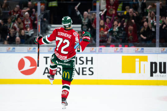 Frölundas Patrik Carlsson jublar