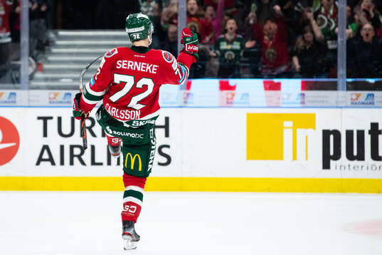 Frölundas Patrik Carlsson jublar