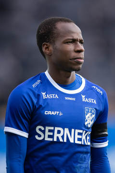 IFK Göteborgs Alhassan Yusuf innan fotbollsmatchen i