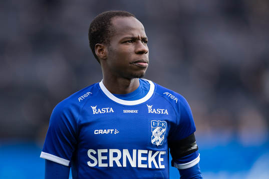 IFK Göteborgs Alhassan Yusuf innan fotbollsmatchen i