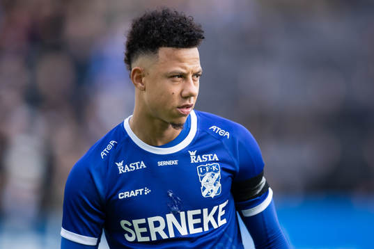 IFK Göteborgs Tobias Sana innan fotbollsmatchen i Svenska