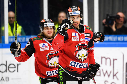 Malmö Redhawks Jesper Jensen jublar