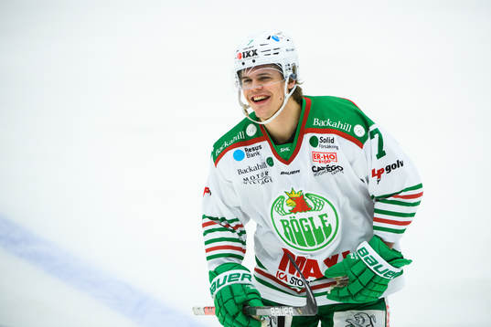 Rögles Erlend Lesund jublar
