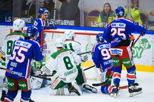 Oskarshamns Rickard Palmberg jublar