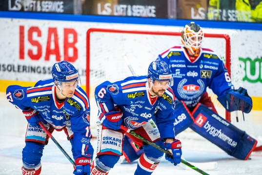 Oskarshamns Jonas Engström, Jesper Dahlroth och målvakt