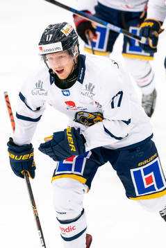 Visby/Romas David Lundmark gör mål 0-1, jublar