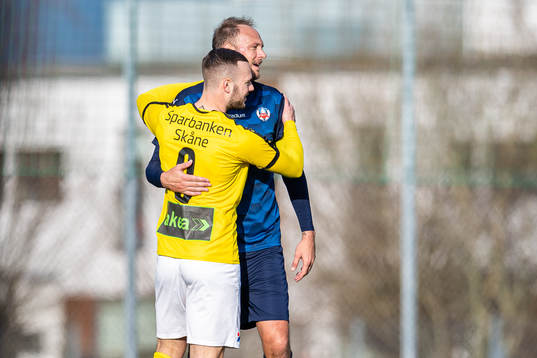 Lunds Simon Ingheden och Helsingborgs Andreas Granqvist