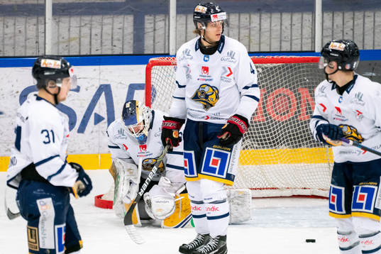 Visby/Romas målvakt Daniel Marmenlind  och Visby/Romas
