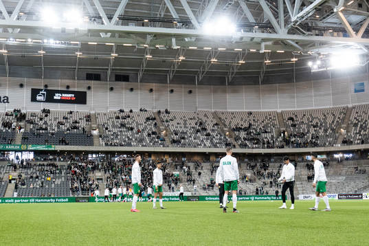 Hammarbys spelare värmer upp