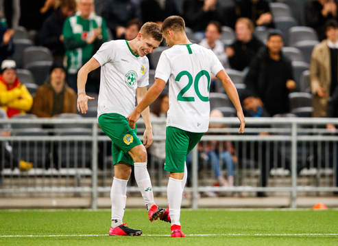 Hammarbys Aron Johannsson och Alexander Kacaniklic jublar
