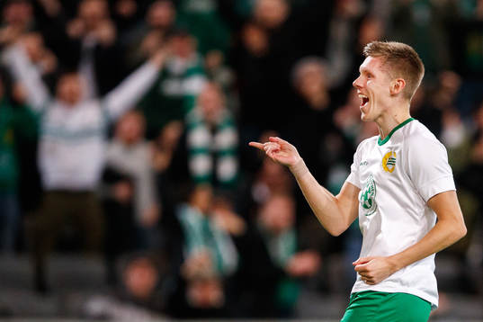 Hammarbys Aron Johannsson  jublar