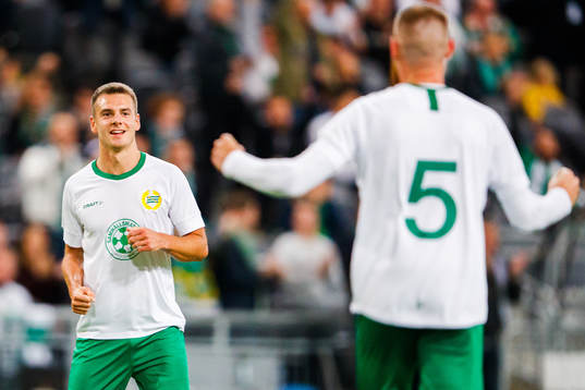 Hammarbys Alexander Kacaniklic jublar