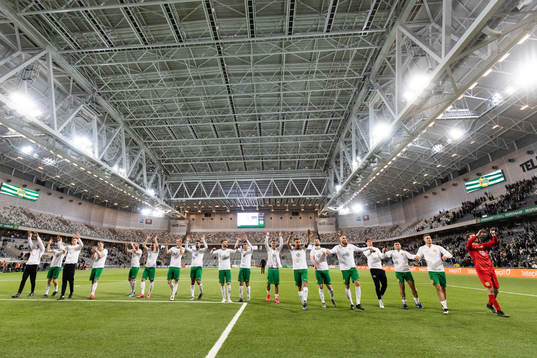 Hammarbys spelare jublar