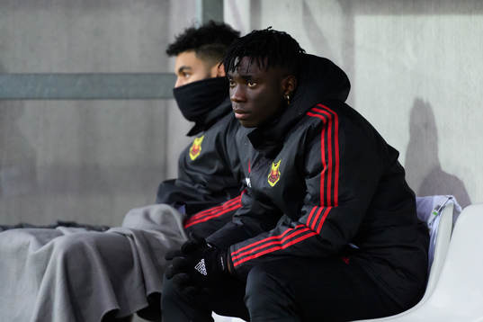 Östersunds på bänken innan fotbollsmatchen i Svenska