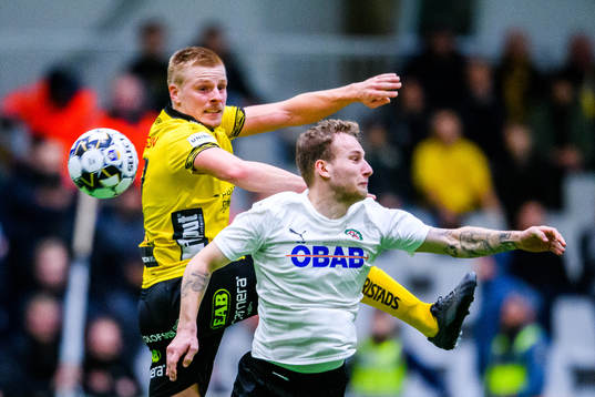 Elfsborgs Per Frick och Örebros Andreas Skovgaard