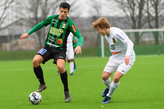 Varbergs Astrit Seljmani och Brommapojkarnas Daniel Svensson