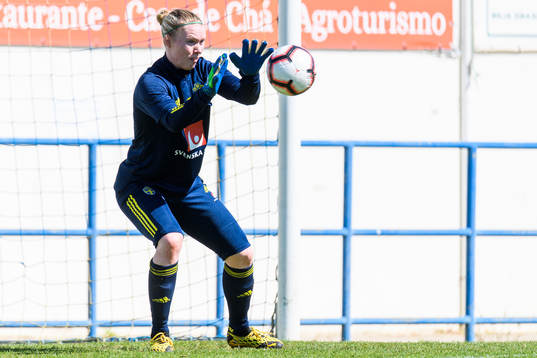Goalkeeper Hedvig Lindahl