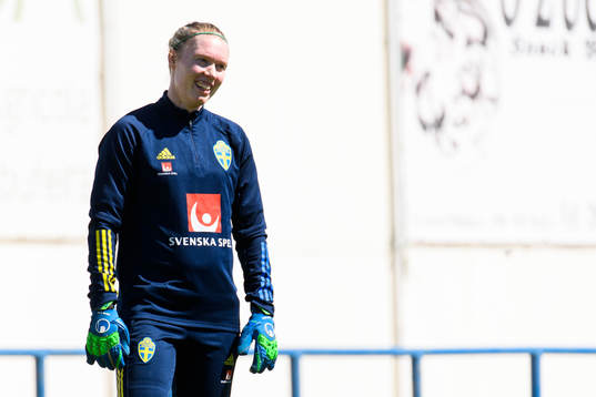 Goalkeeper Hedvig Lindahl