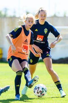 Sofia Jakobsson and Fridolina Rolfö