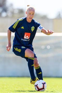 Caroline Seger