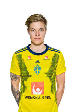 Lina Hurtig poses for a portrait
