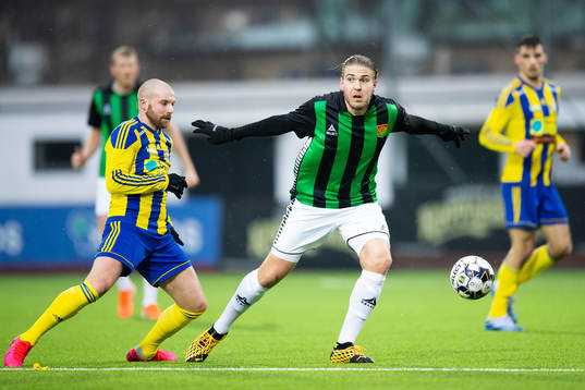 Eskilsminnes Emil Åberg och Gais Charlie Weberg